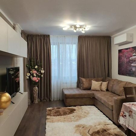 Vip Apartment & Parking Sofia Buitenkant foto